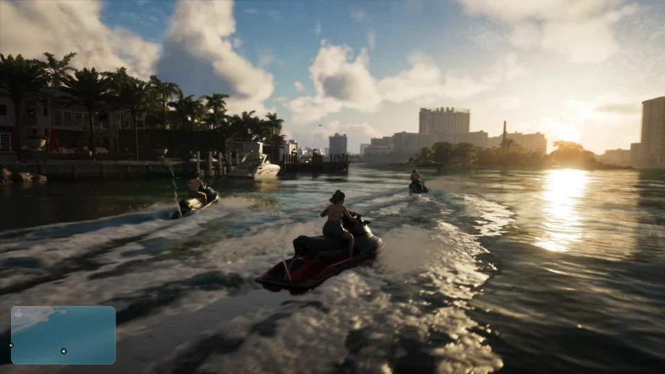 Jetskis hinterlassen helle Spuren auf dem Wasser in GTA 6